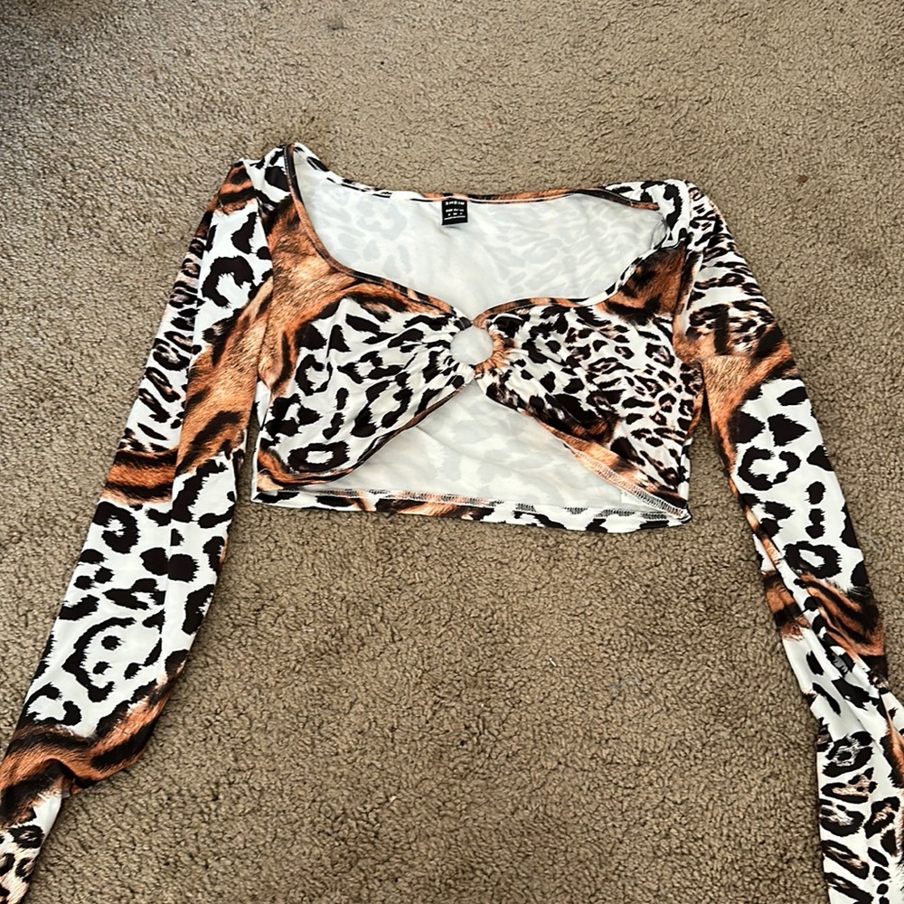 Cheetah long sleeve top